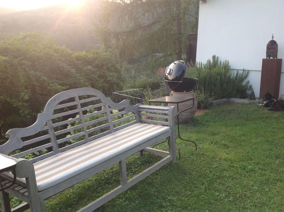 Charmantes Landhaus Mit Garten Und Traumhaftem Fernblick Thal  Екстериор снимка