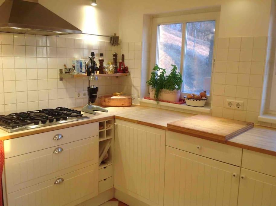 Charmantes Landhaus Mit Garten Und Traumhaftem Fernblick Thal  Екстериор снимка