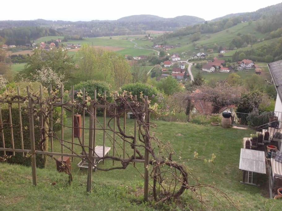 Charmantes Landhaus Mit Garten Und Traumhaftem Fernblick Thal  Екстериор снимка